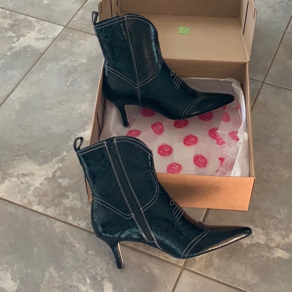 Booties - Picture 2 of 4